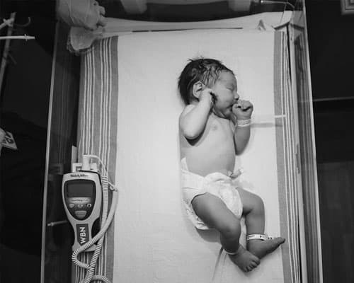 black and white image of newborn 2