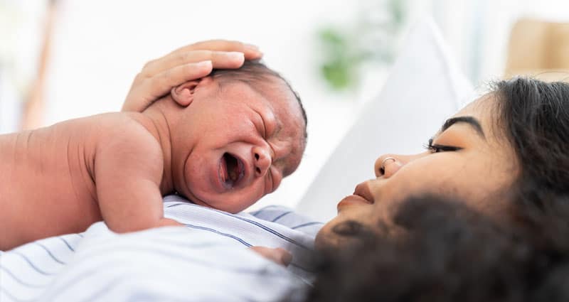 Considering Natural Childbirth? Here’s What You Need to Know