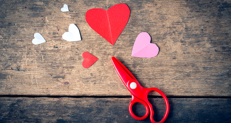 Valentine’s Day Crafts and Healthy Snacks for the Whole Family 